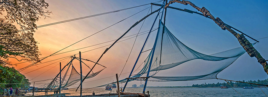 Chinese Fishing Nets in Cochin Harbor, Kerala Picnic Spots, Kerala