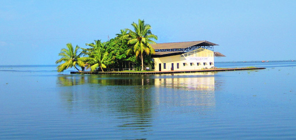 4 Days Ernakulam Alleppey tour package